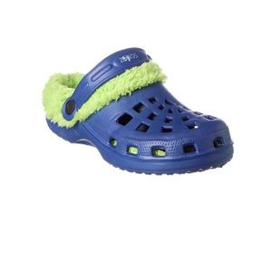 NEW IN BOX ZOOGS SHERPA LINED CLOG SIZE 10